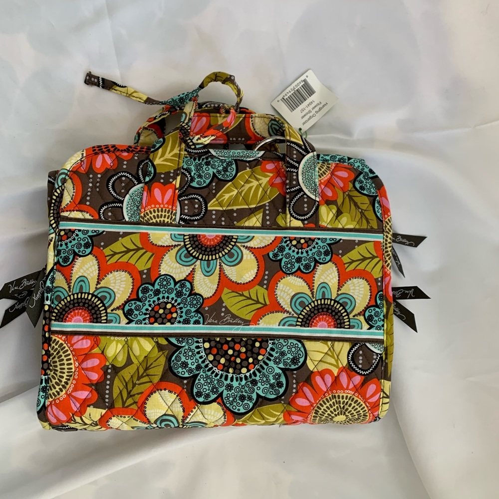 New with tag. Vera Bradley hanging organizer.